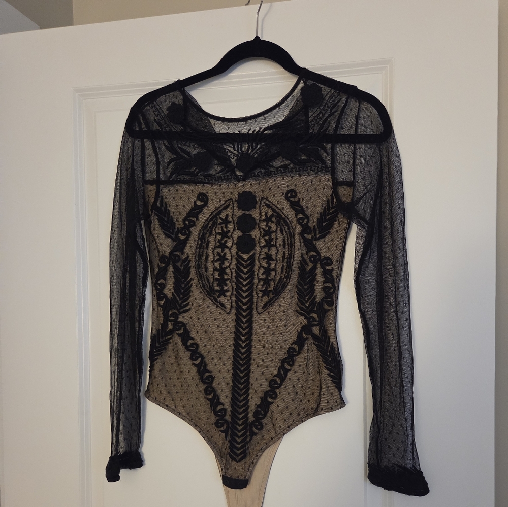 Willow & Clay Black Tan Graphic Embellished Bodysuit